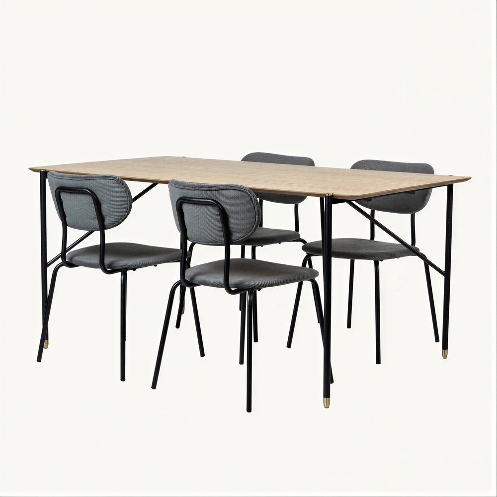 Eetgroep 'Kungsholmen Hornstull' - 1 Tafel & 4 Stoelen