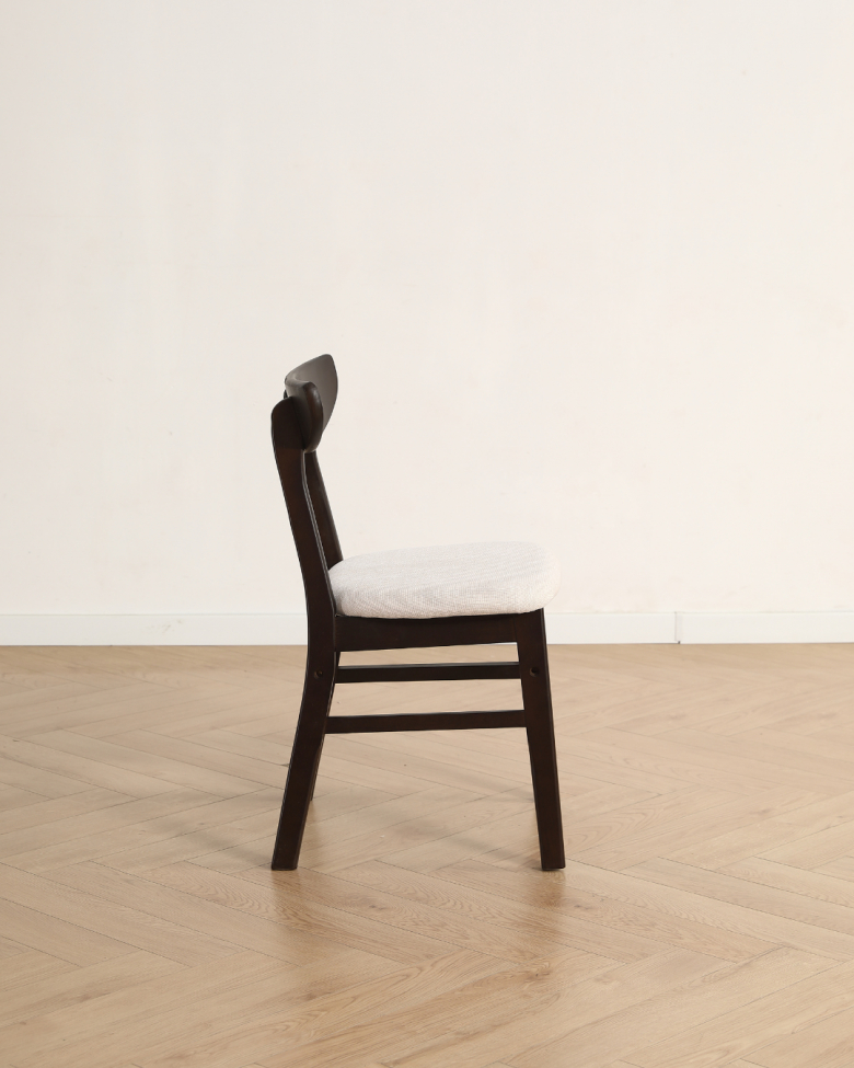 Stoel 'Mira'- Walnoot