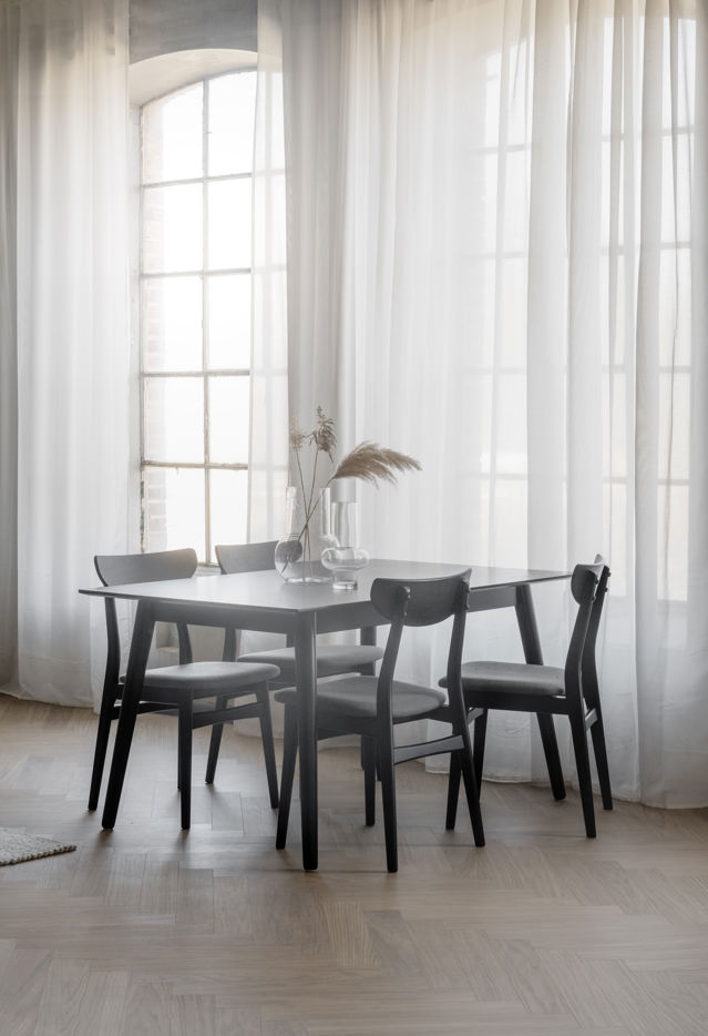 Eettafel 'Lotta' 140x90cm - Zwart
