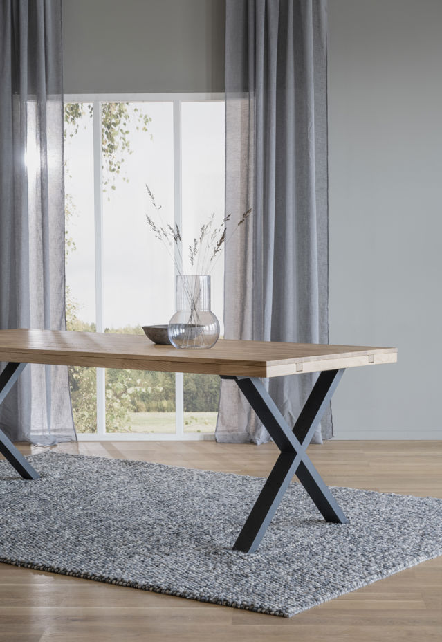 Eettafel 'Brooklyn' 220x95cm - Eik/Zwart Zwart X-poot