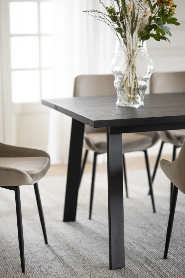 Eettafel 'Winnipeg' 200x100cm - Zwart