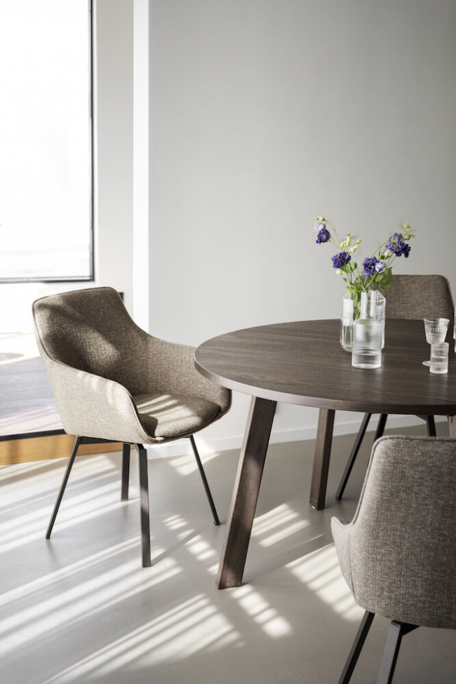 Eettafel 'Glenside' Rond 130cm - Bruin