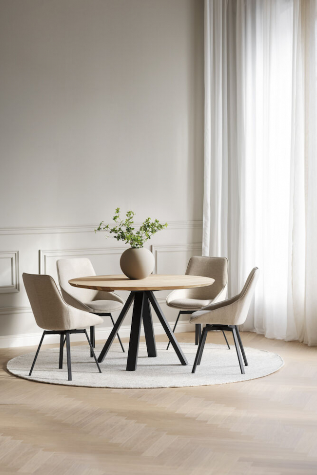 Eettafel 'Carradale' Rond 130cm - Eik/V-poot