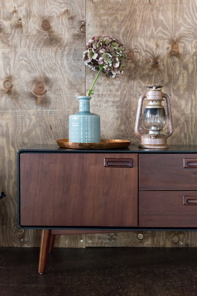 Dressoir 'Juju' Laag - Notenhout