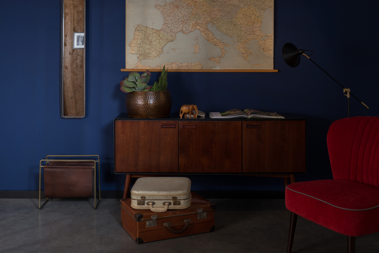 Dressoir 'Juju' Hoog - Notenhout