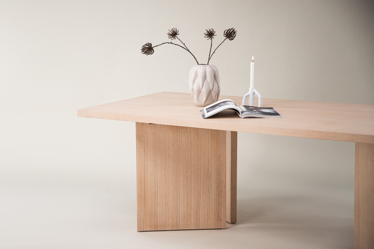 Eettafel 'Bakkafrost' 240x100cm - Witgepigmenteerde eik