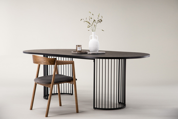 Eettafel 'Hindås' 110x220cm - Zwart
