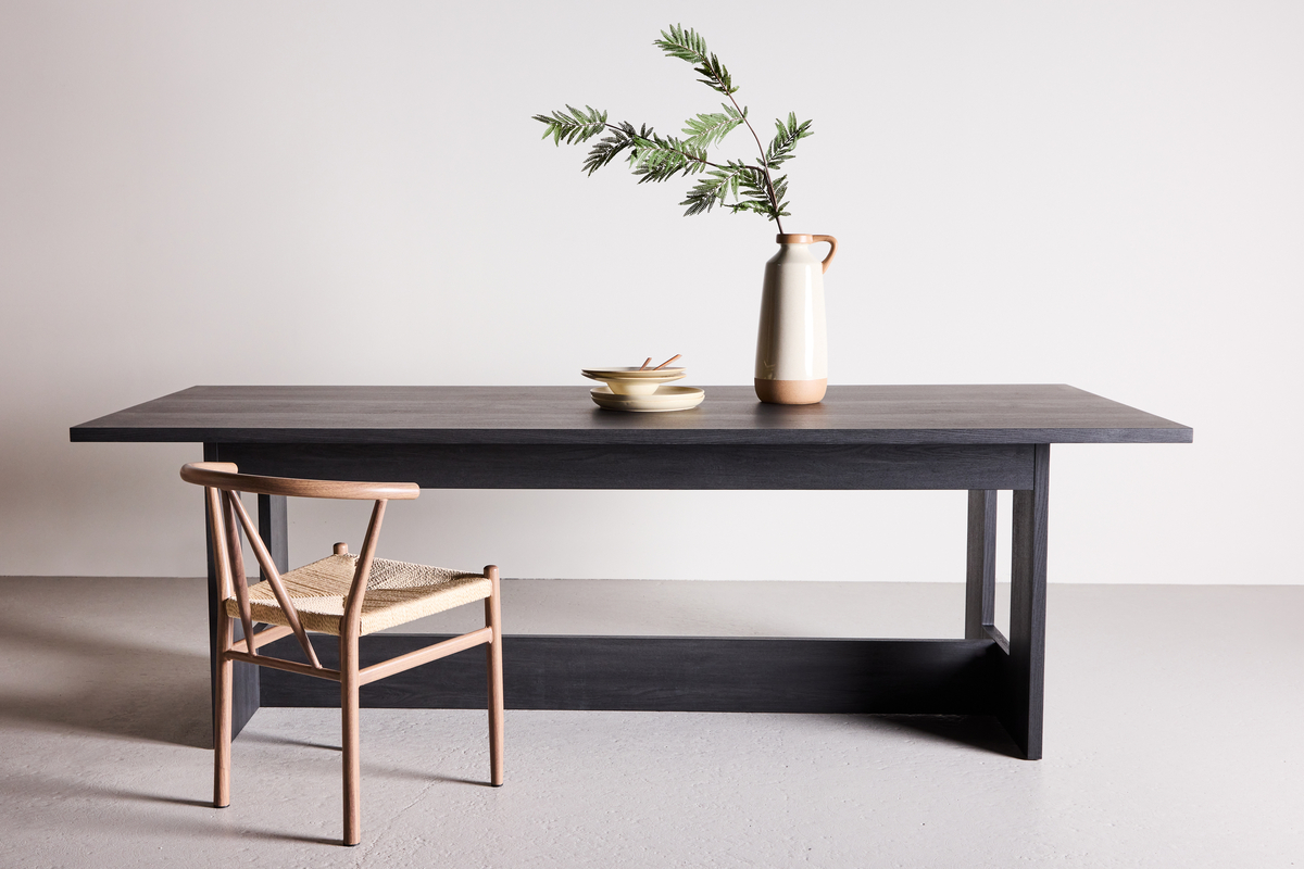 Eettafel 'Lindholmen' 235x100cm - Zwart