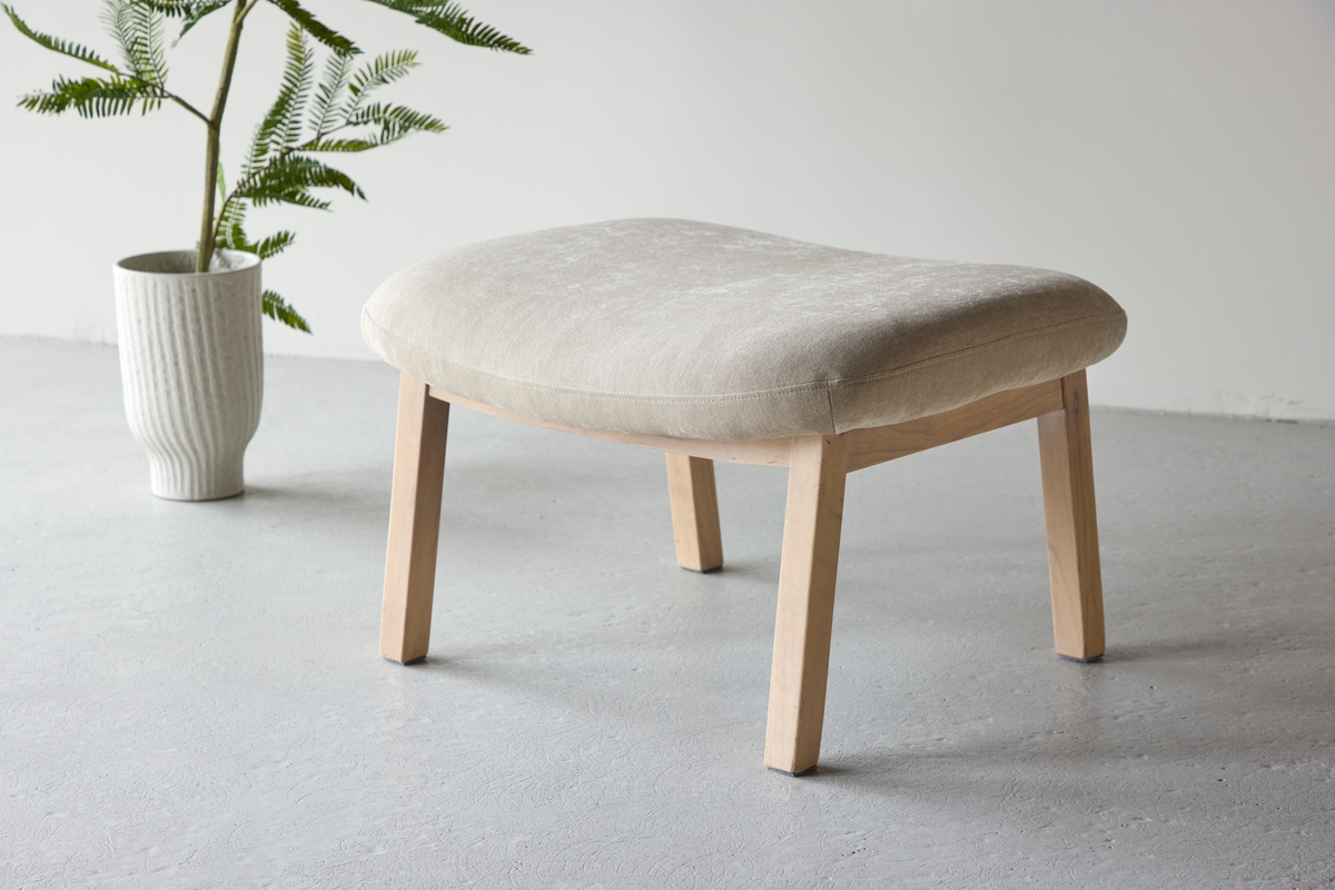 Voetenbank 'Lecce' - Beige