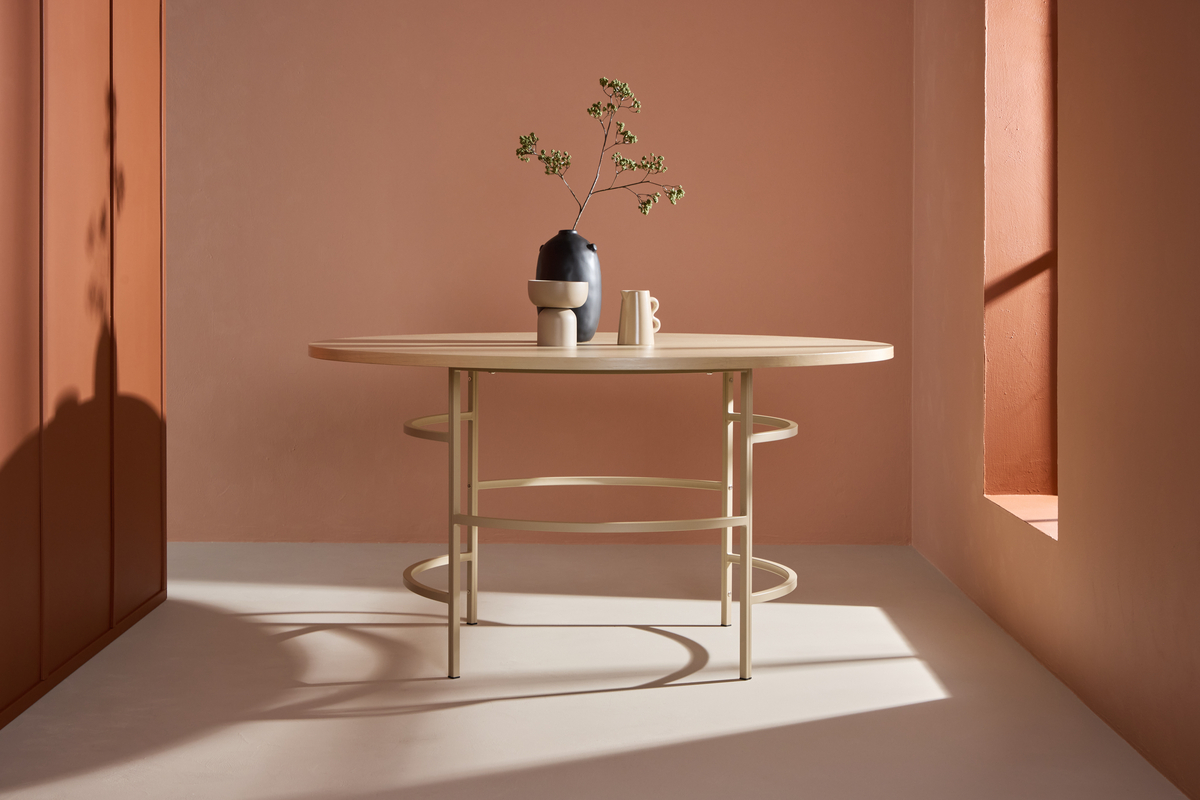 Eettafel 'Copenhagen' 140x74cm - Witgepigmenteerd/Goud