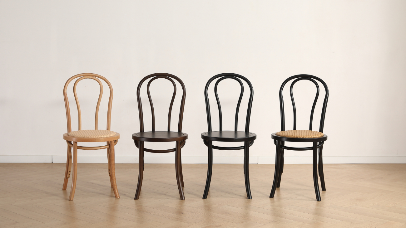 Stoel 'Bistro'- Walnoot