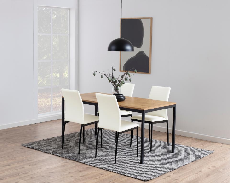 Eettafel 'Porto Cervo' - Zwart/Natuur