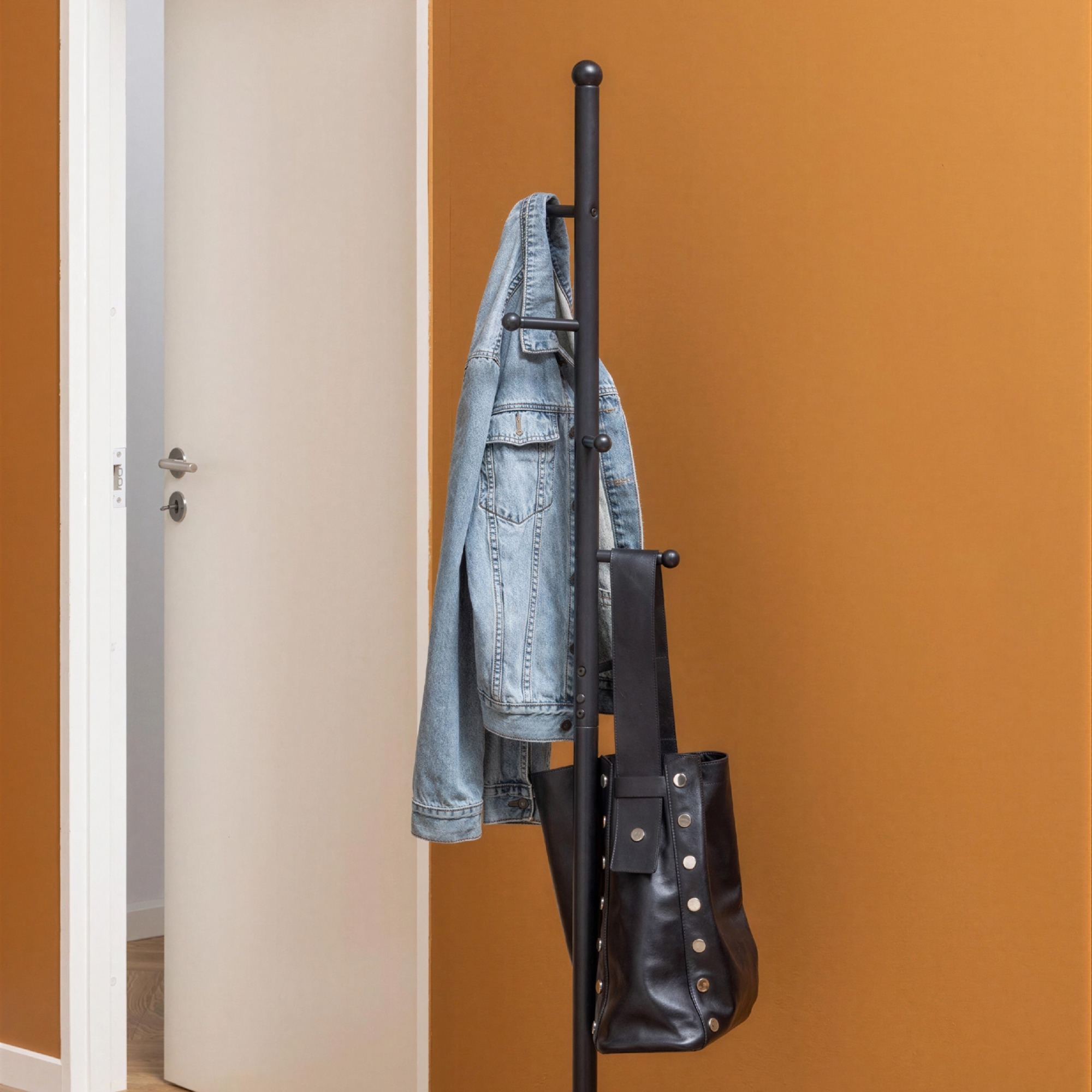 Kledinghanger 'Ljusdal' 32cm - Zwart
