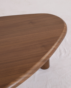 Salontafel 'Uovo' 116.5x73cm - Walnoot