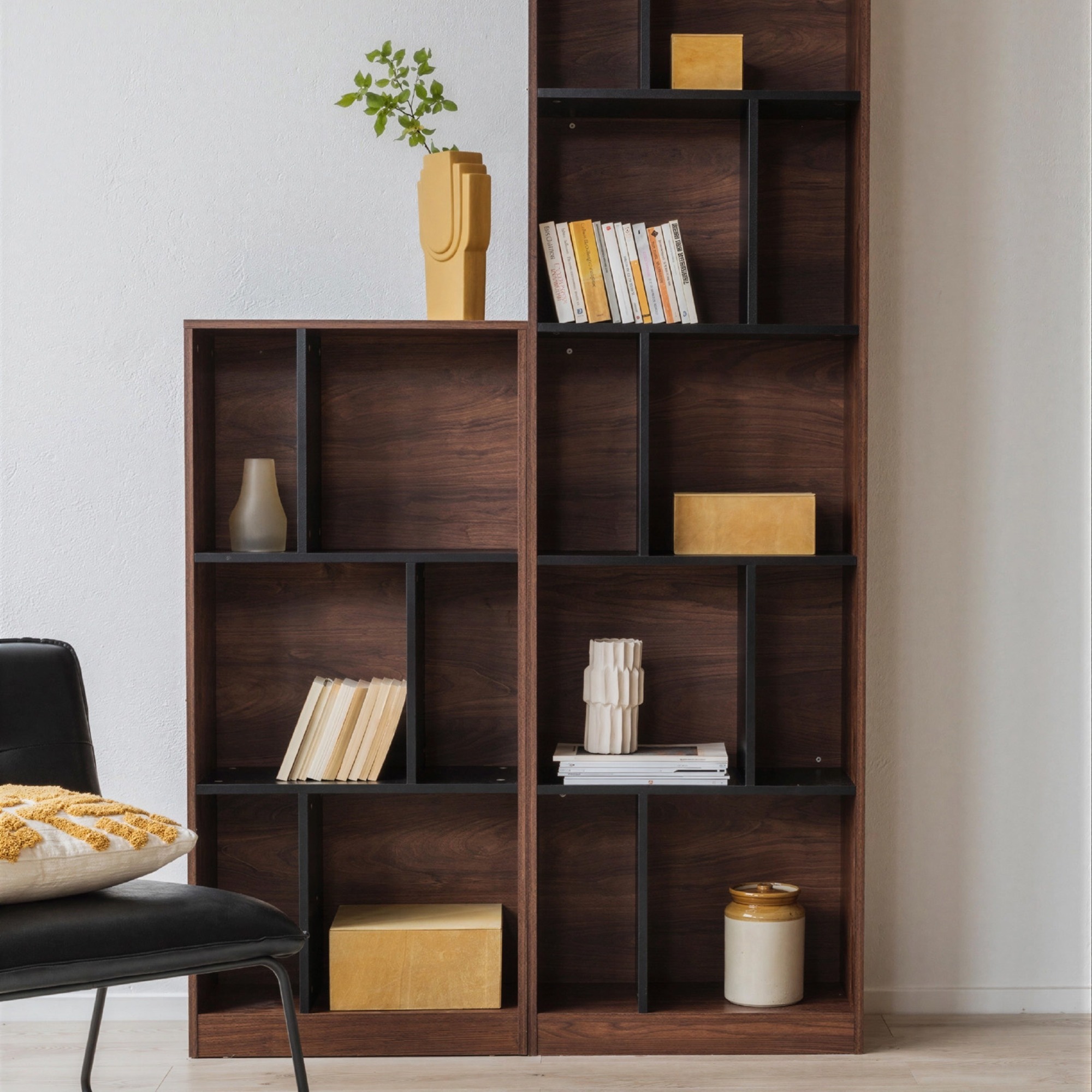 Boekenkast 'Colin' 60x129 - Noten/Zwart