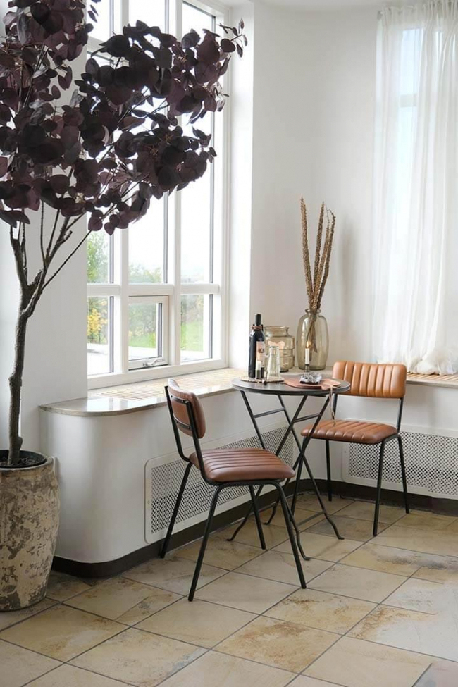 Café tafel 'Bella' - Bruin