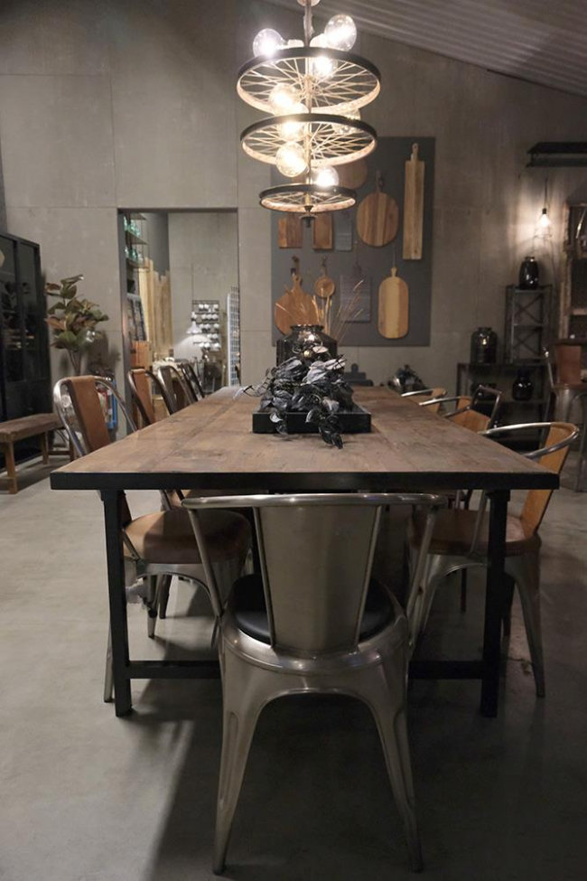 Eettafel Vintage - Gerecycled hout