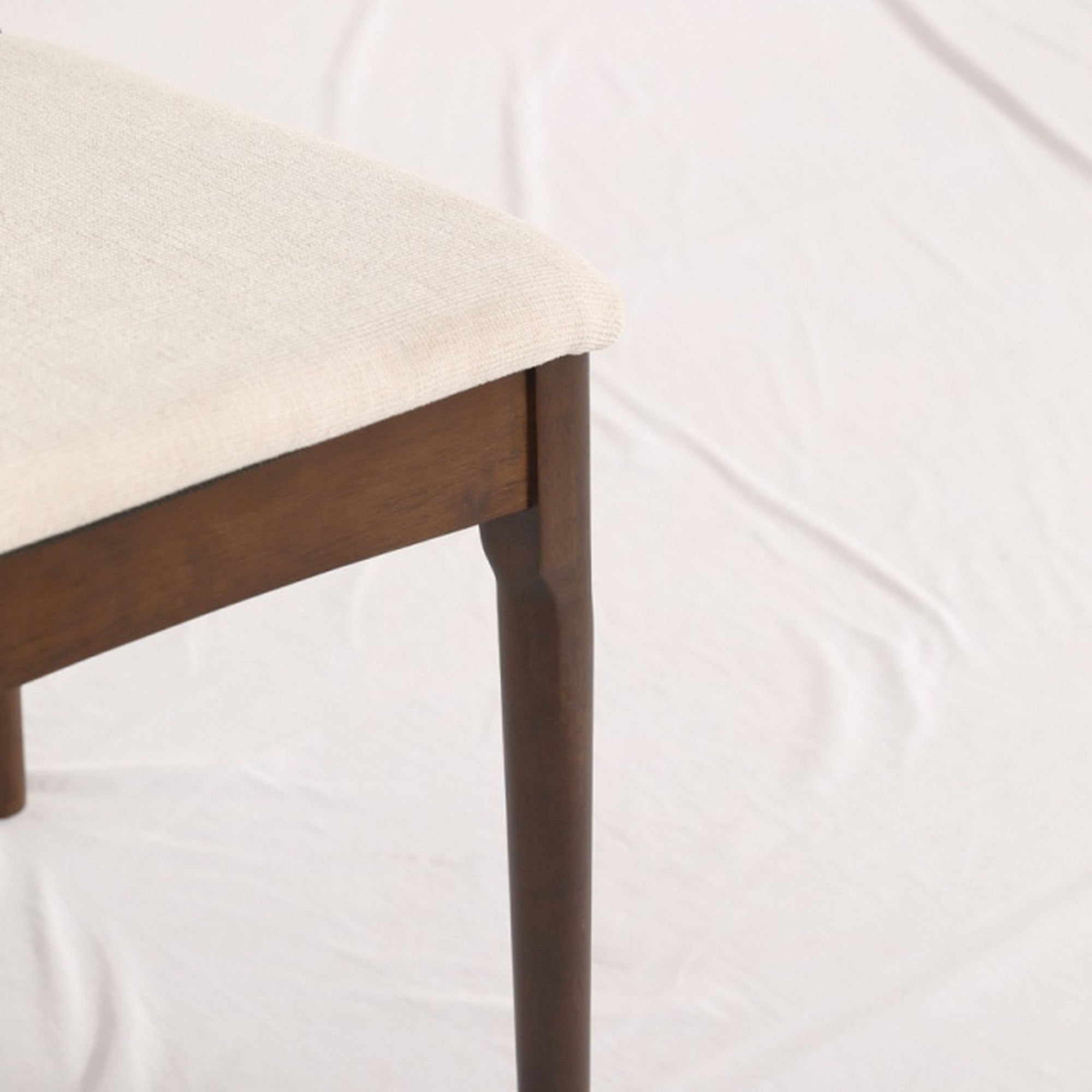 Stoel 'Fager' - Noten/Beige