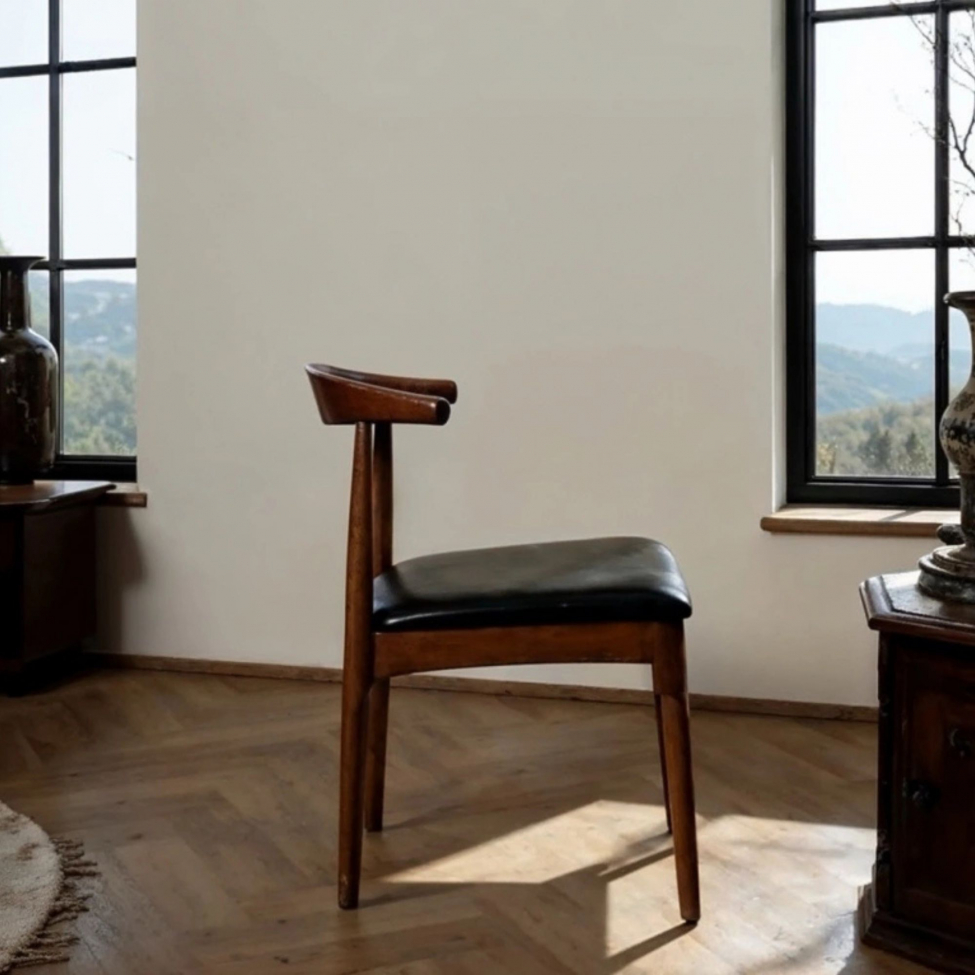 Stoel 'Fager' - Noten/Zwart