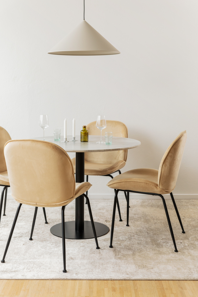 Eetgroep 'Marbelous Lux' - 1 Tafel Ø100 & 4 Stoelen