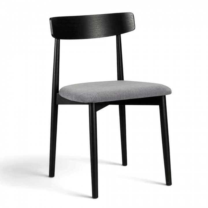 Stoel \'Ystad\' - Zwart/Grijs in de groep Meubels / Zitmeubels / Stoelen bij Reforma (19791-black-oak)