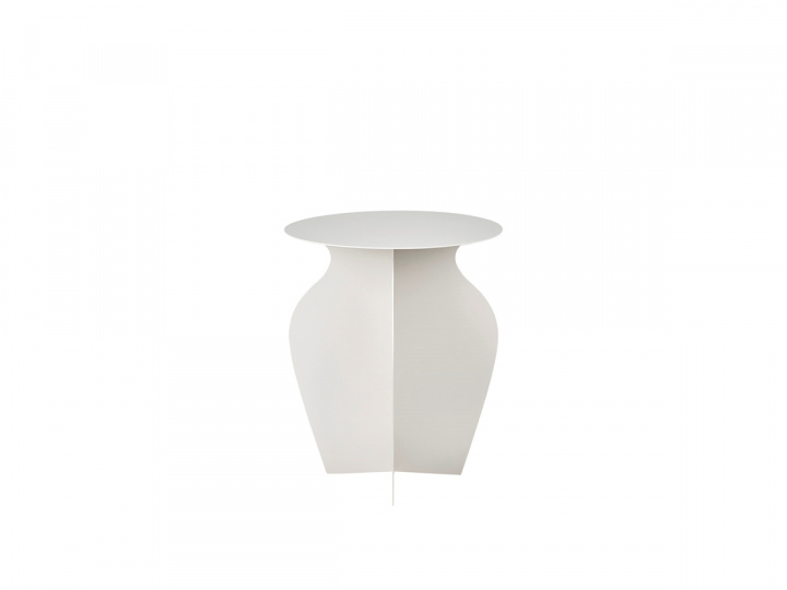 Tafel \'Urna\' - Grijs in de groep Meubels / Tafels / Bijzettafels bij Reforma (71510001)