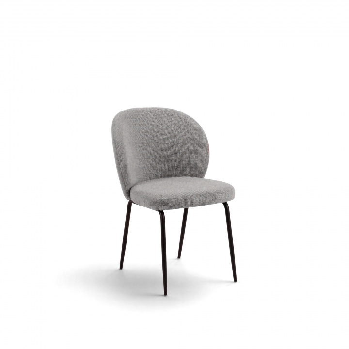 Stoel \'&Auml;ngom\' - Lichtgrijs in de groep Meubels / Zitmeubels / Stoelen bij Reforma (98235)