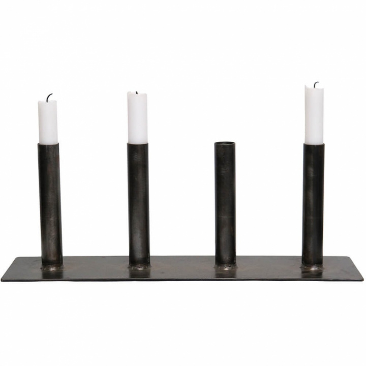 Kaarsenhouder \'Line\' - IJzer in de groep Inrichting / Decoratie / Kaarsenhouders & Lantaarns bij Reforma (D16443)