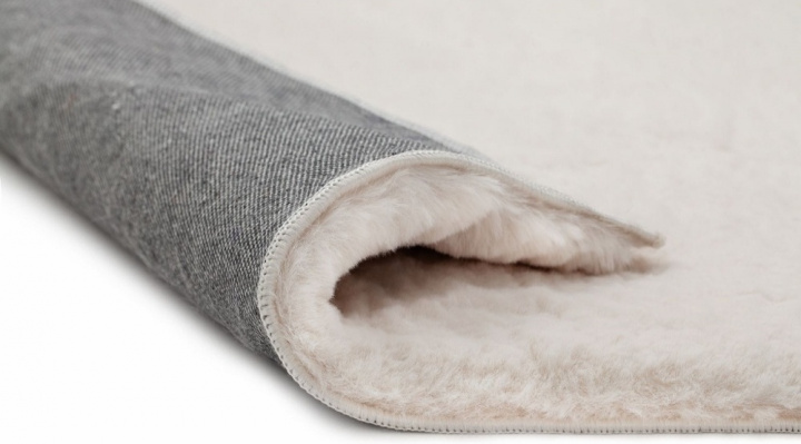 Hoogpolig Vloerkleed \'Cloud Super Soft\' - Gebroken wit in de groep Vloerkleden / Ruggen bij Reforma (V173401247)